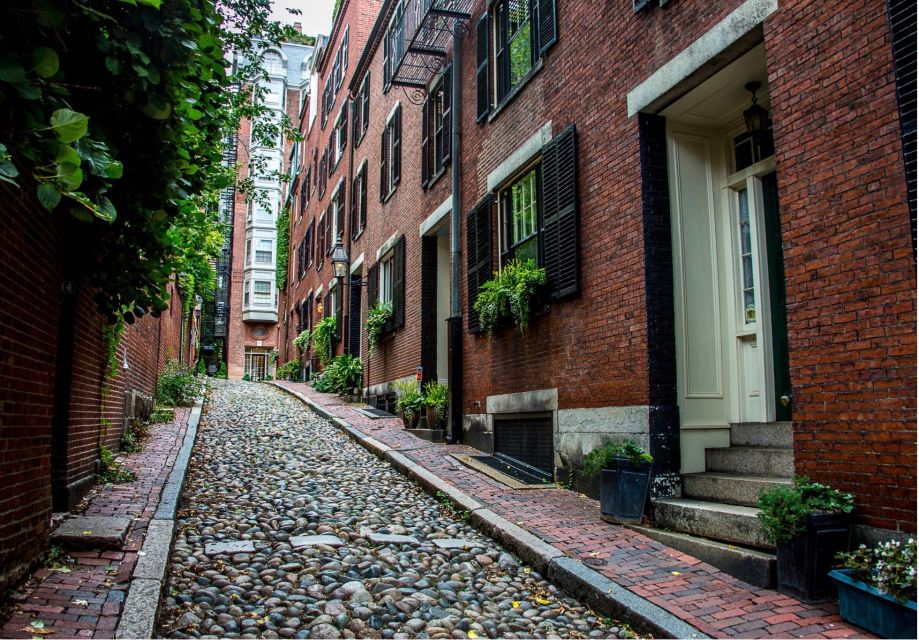 Boston: Private Driving Tour With a Local Guide - Tour Details