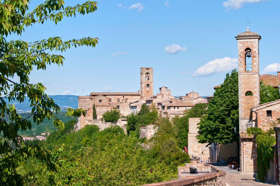 Colle Val Delsa and Volterra Full-Day Tour