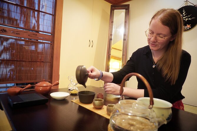 Discover Japanese Tea Blending Techniques in Osaka