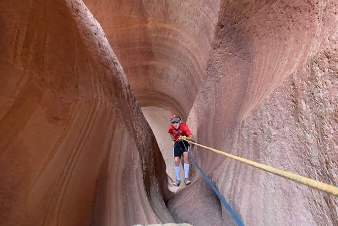 East Zion: Coral Sands Half-day Canyoneering Tour - Tour Overview