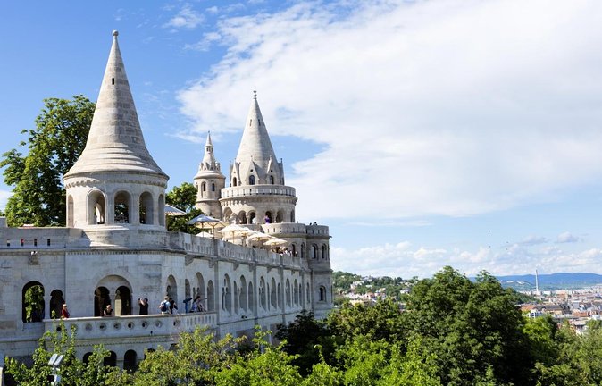 Free Walking Tour in the Buda Castle Incl. Fishermans Bastion - Overview of the Free Walking Tour