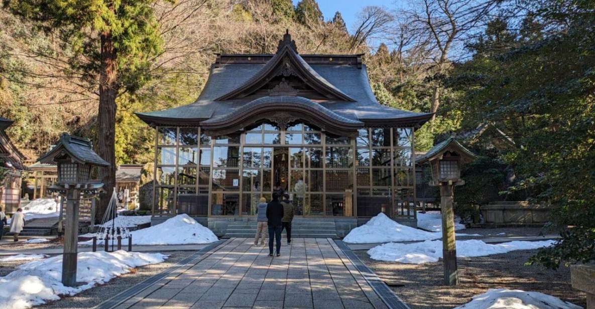 From Kanazawa: Temples, Panoramic Landscape and Butterflies