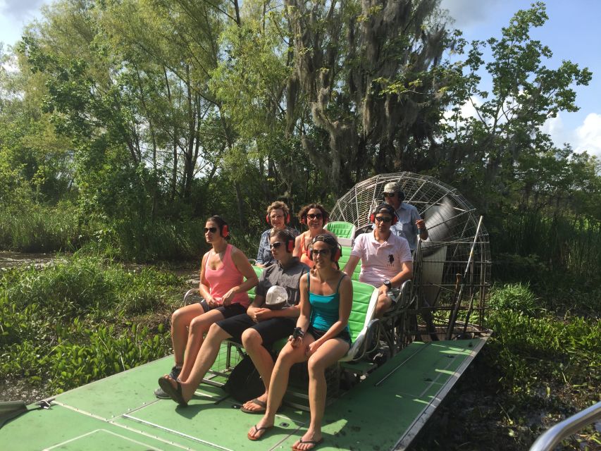 From New Orleans: Swamp Airboat, 2 Plantation Tours & Lunch - Tour Duration and Group Size