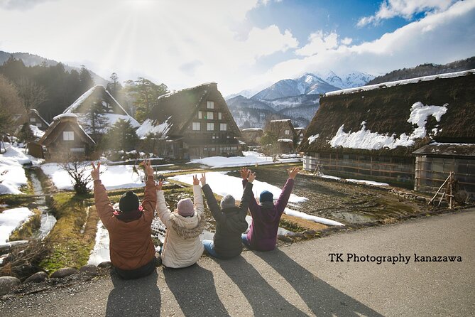 Gokayama and Shirakawago Photoshoot by Professional Photographer