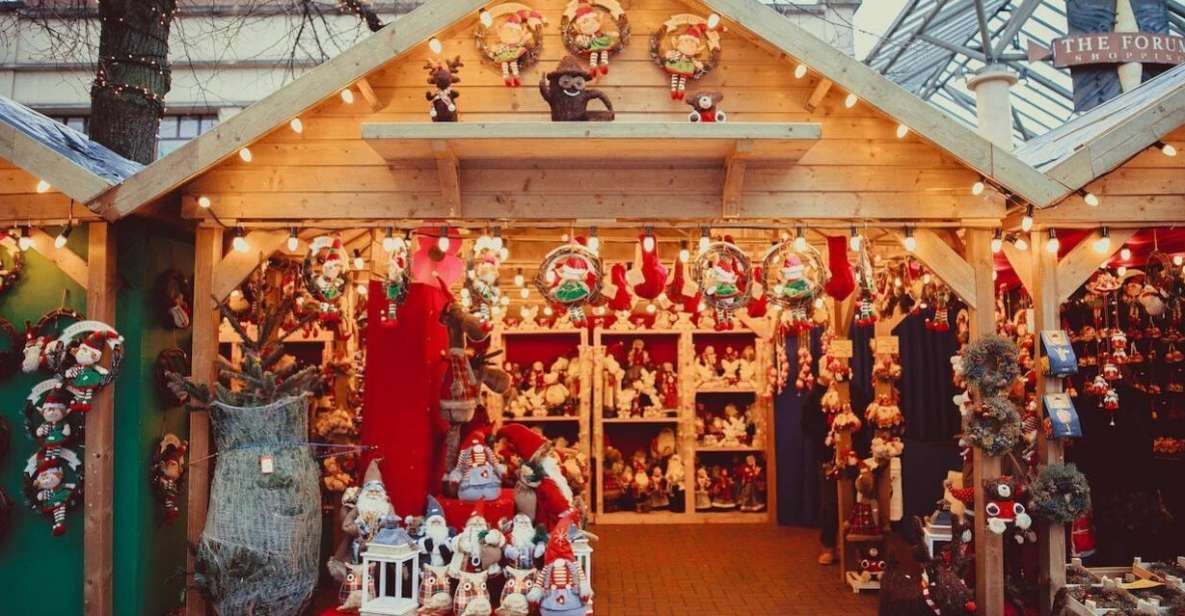 Portland's Holiday Magic – Christmas Tour - Festive Gift Shopping