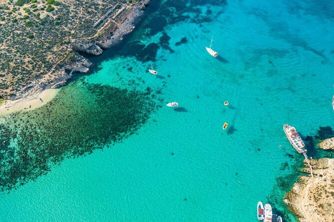 Private Boat, Blue Lagoon, Crystal Lagoon Comino, Gozo Malta Ultimate Highlights