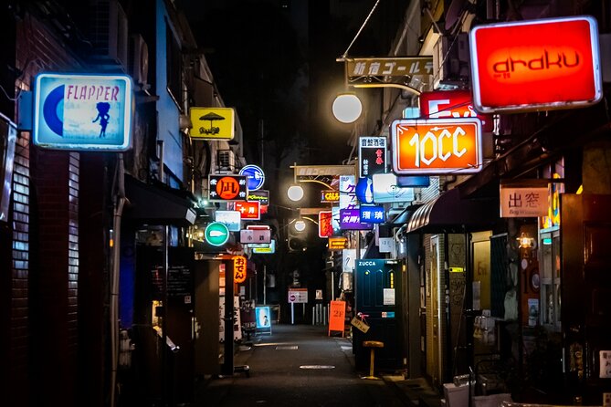 The Dark Side of Tokyo - Night Walking Tour Shinjuku Kabukicho - Uncovering Kabukichos Vibrant Nightlife