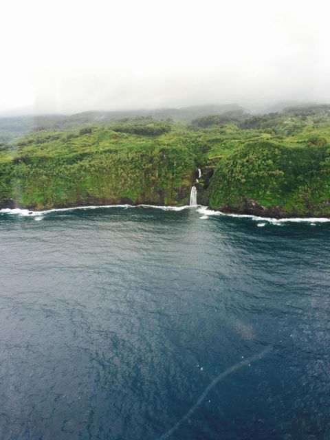 West Maui and Molokai Special 45-Minute Helicopter Tour - Tour Overview