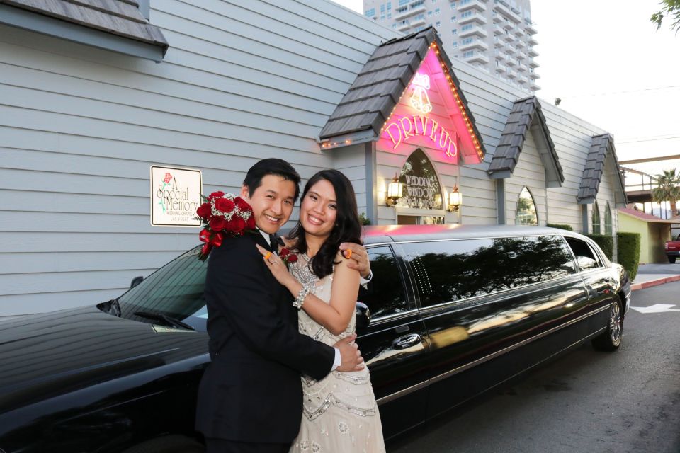 World-Famous Drive-Up Wedding in Las Vegas - Package Includes