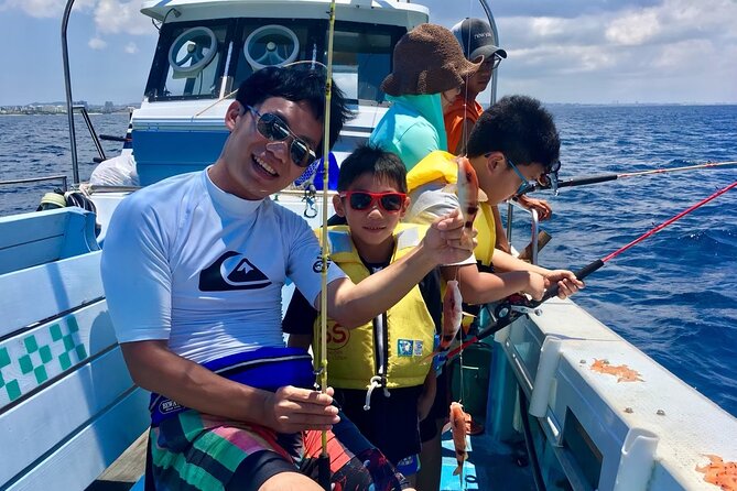 2 Hours Family Fishing in Okinawa - Key Points