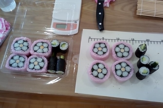 2 Hours Sushi Class - Meeting and Pickup