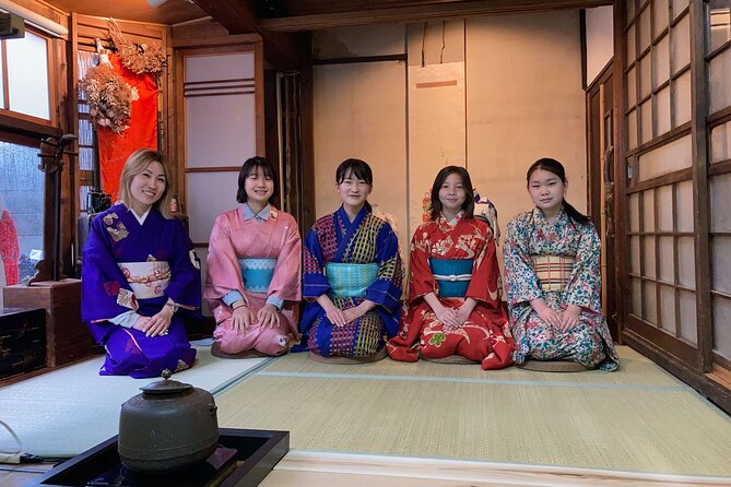 A Unique Antique Kimono and Tea Ceremony Experience in English - Unique Highlights of the Activity