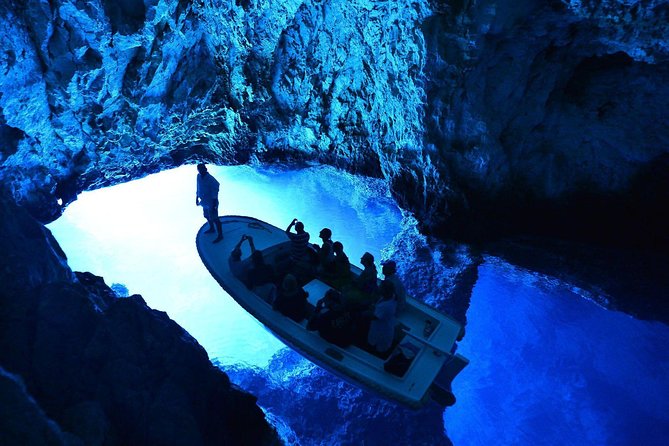 Blue Cave and Hvar 5 Islands Full-Day Speedboat Tour From Split - Itinerary Details