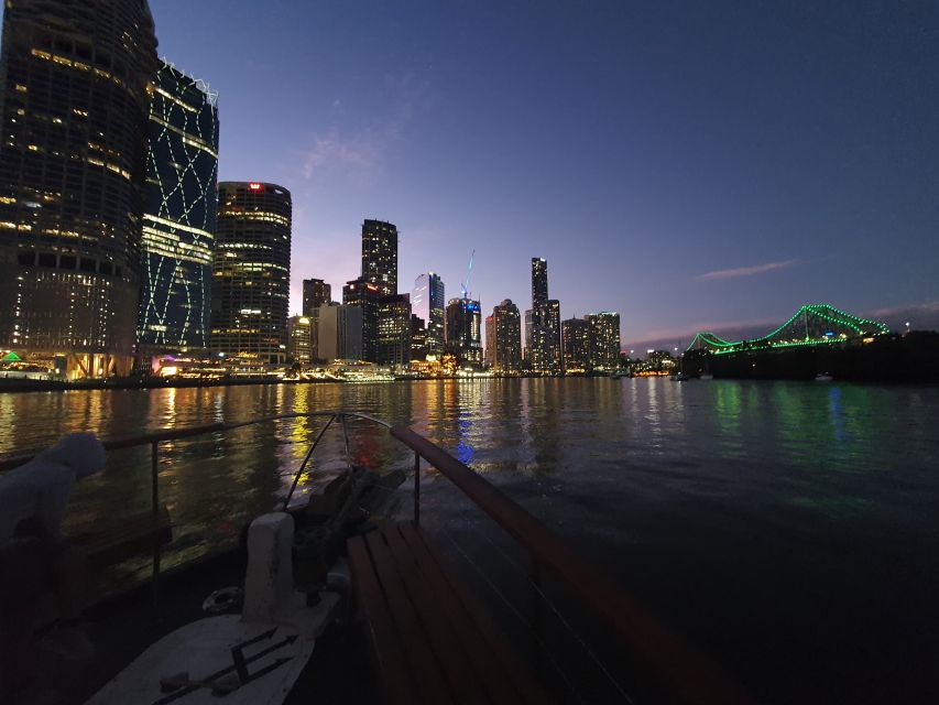 Brisbane: Evening River Cruise at Sunset - Onboard Experience