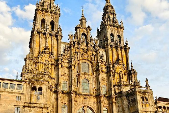 Day Trip From Porto to Santiago De Compostela and Valença - Reviews