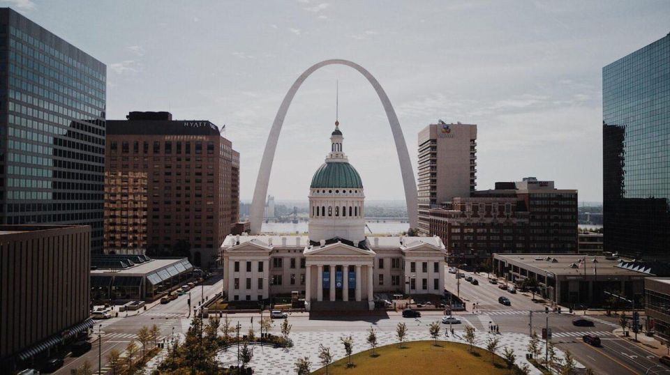 Exploring St. Louis With the Family Walking Tour - Duration and Format