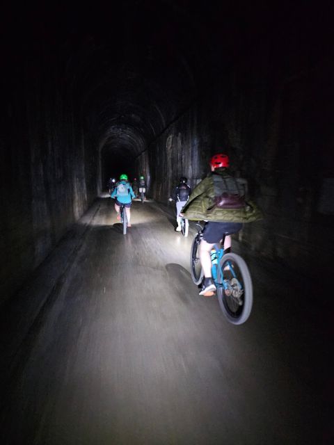 From Seattle: Snoqualmie Tunnel Scenic Bike Tour - Included in the Tour