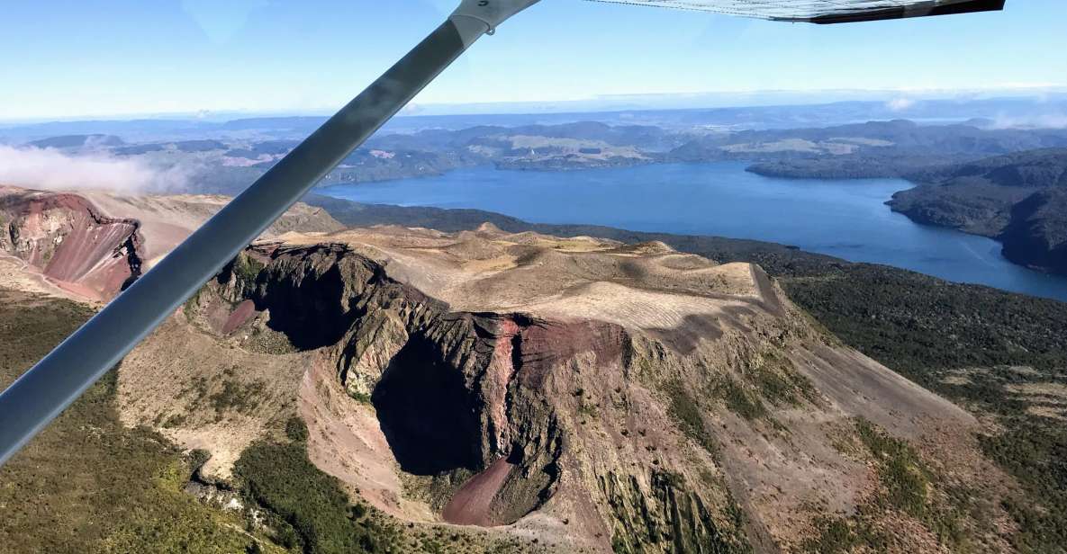 From Whakatane: 1-Hour Volcanic Region Flight - Scenic Route Highlights