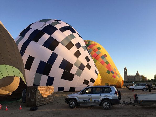 Hot-Air Balloon Ride Over Segovia With Optional Transport From Madrid - Meeting and Pickup