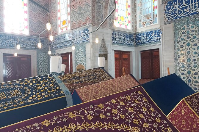 Istanbul Highlights! Blue Mosque, Hagia Sophia, Topkapı and More! - Hagia Sophia: Iconic Religious Landmark