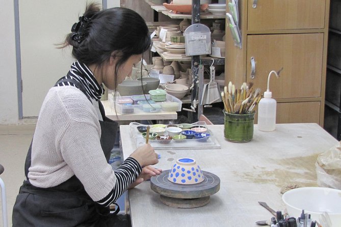 Japanese Pottery Class in Tokyo - Meeting and Pickup