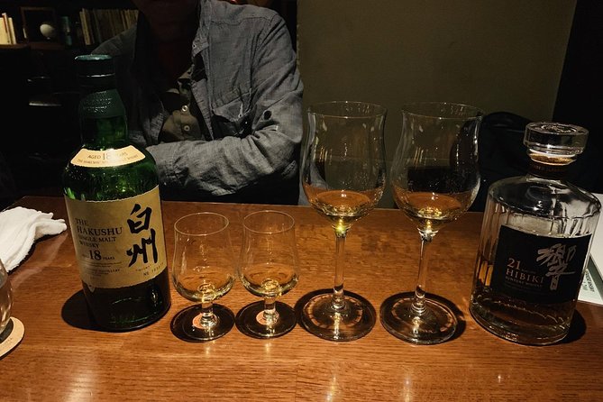 Japanese Whisky Tasting Experience at Local Bar in Tokyo - Whisky Tasting Experience