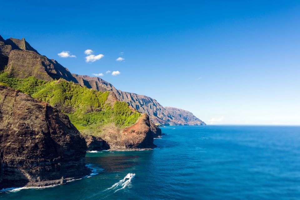 Kauai: Niihau and Na Pali Coast Full-Day Boat Tour - Inclusions