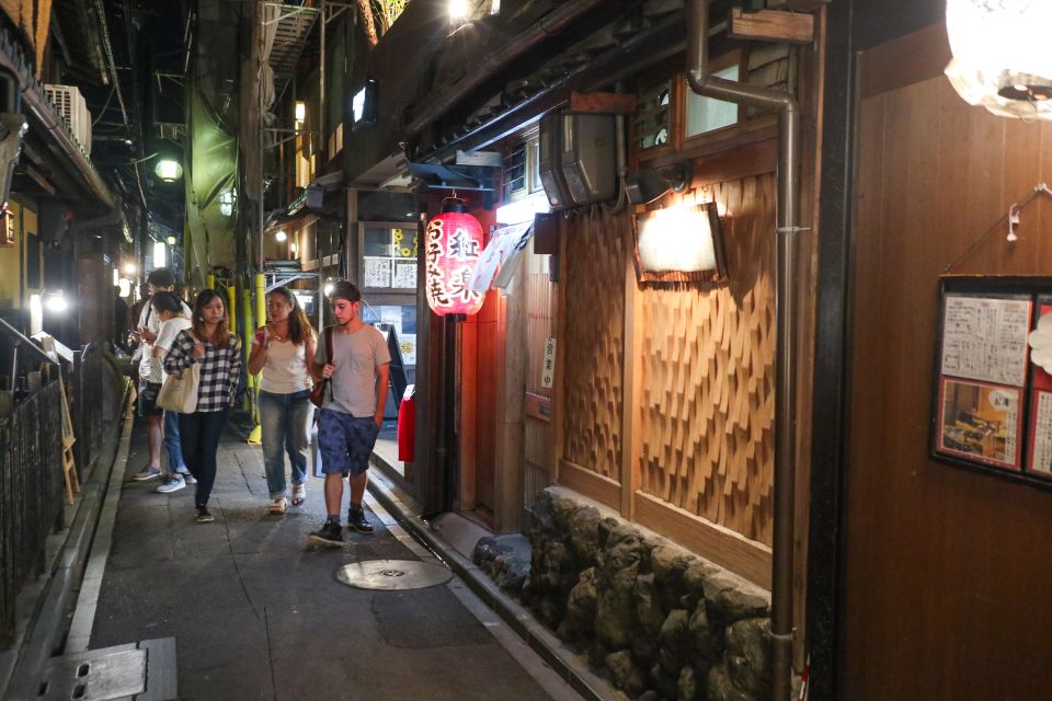 Kyoto : 3-Hour Bar Hopping Tour in Pontocho Alley at Night - Highlights