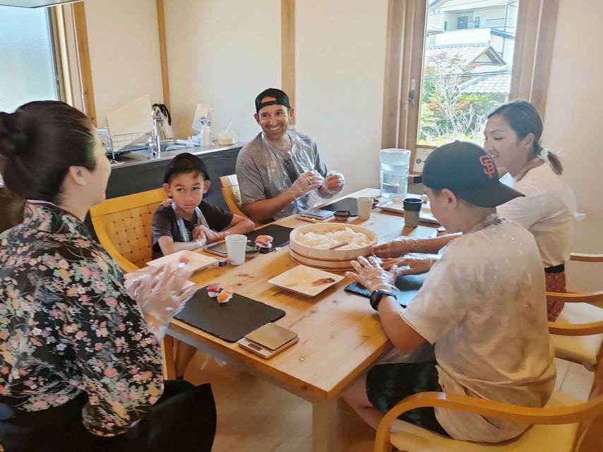 Kyoto: Authentic Sushi Making Cooking Lesson - Small Group Setting