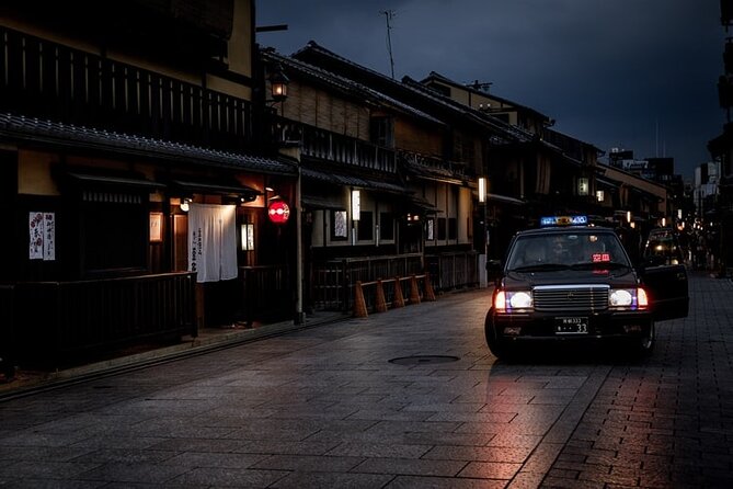 Kyoto Gion Geisha District Walking Tour - The Stories of Geisha - Identifying Tea Houses and Geisha