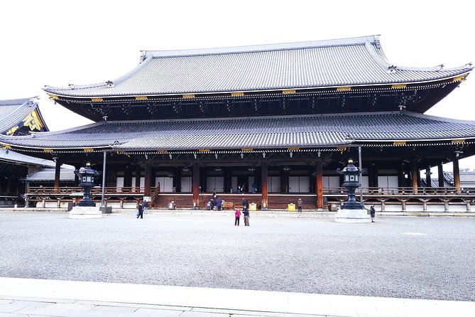 Kyoto Imperial Palace and Nijo Castle Walking Tour - Pickup and Accessibility