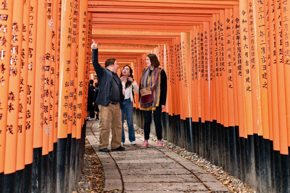 Kyoto: Private Customized Walking Tour With a Local Insider - Exploring Kyotos Vibrant Neighborhoods