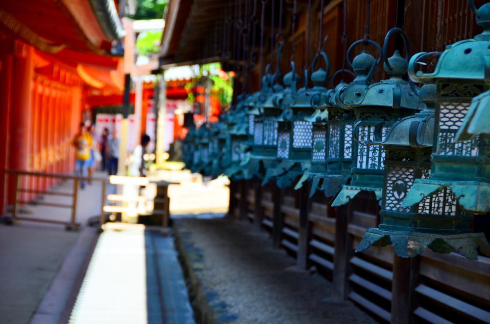 Nara: Audio Guide Delve Into Todai-Ji & Kasuga Taisha - Todai-ji Temple: Historic Monuments