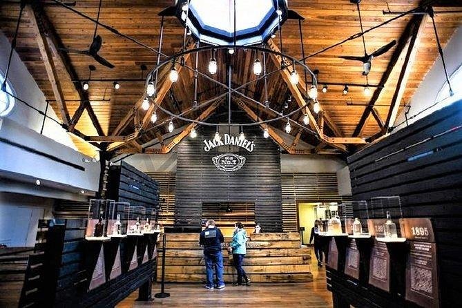 Nashville to Jack Daniels Distillery Bus Tour & Whiskey Tastings - Meeting & Pickup Details