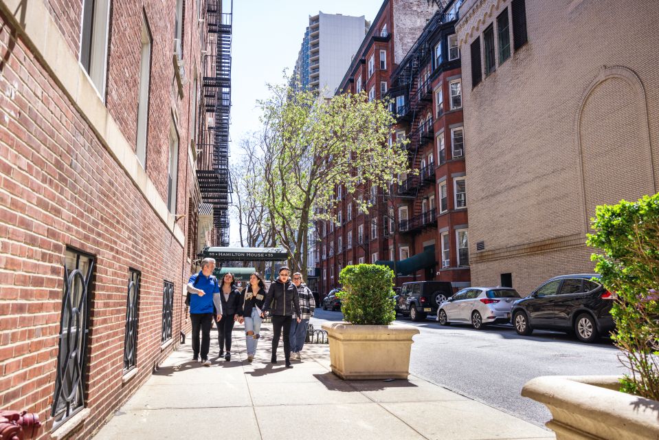 NYC: Brooklyn Heights and DUMBO Neighborhood Food Tour - Highlights