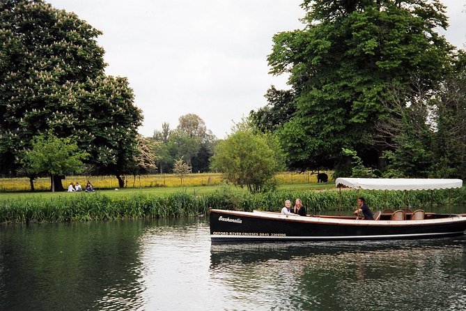 Oxford Sightseeing River Cruise Along The University Regatta Course - Highlights