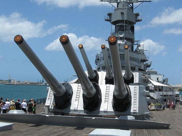 Pearl Harbor USS Arizona Memorial & Battleship Missouri - Whats Included