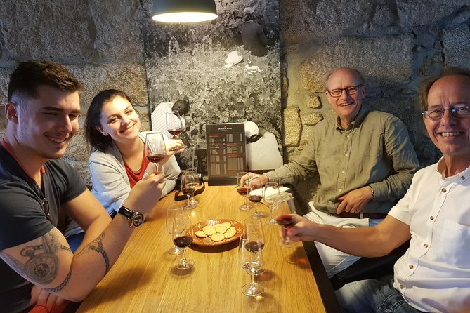 Port and Douro Wine Walking Tour With 10 Tastings - Inclusions