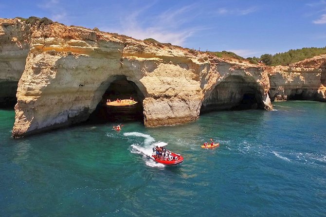 Portimão: Benagil Caves Speedboat Tour - Highlights of the Coastline