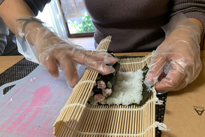 Private Adorable Sushi Roll Art Class in Kyoto - Meeting and Pickup Logistics