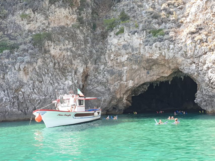 Sperlonga: Private Cruise to Discover the Seven Beaches - Details