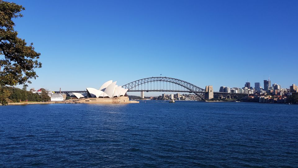 Sydney: Luxury Half Day Highlights Private Tour - Language and Inclusions