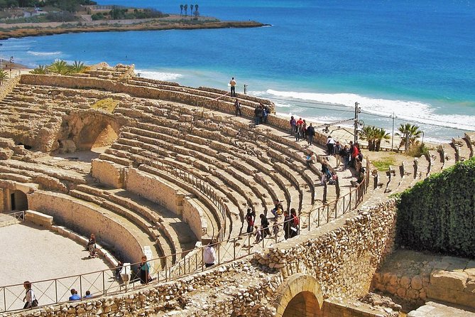 Tarragona and Sitges Tour With Small Group and Hotel Pick up - Inclusions and Exclusions
