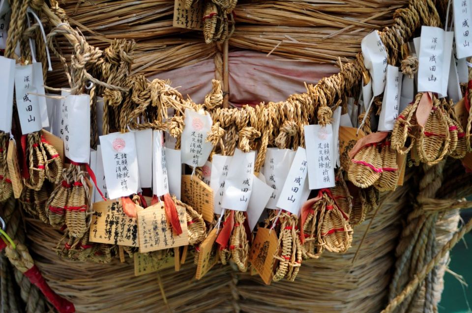 Tokyo: Japanese Shopping Secrets and Food Tastings Tour - Tasting Traditional Japanese Treats