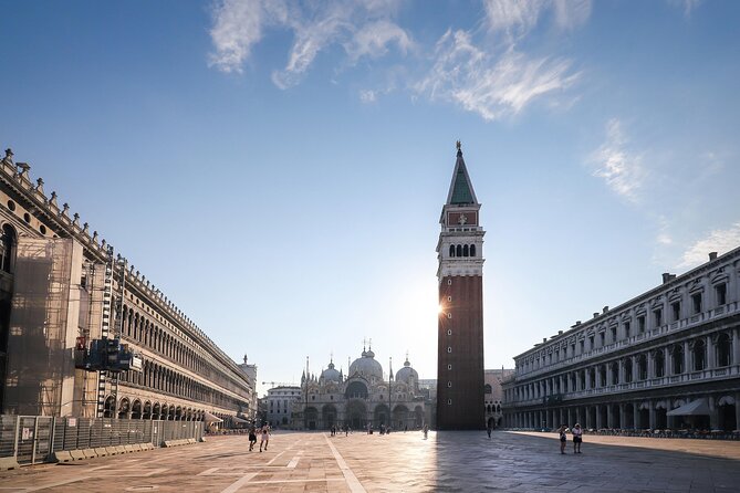 Venice 4 Hrs Tour : St Marks Basilica, Doges Palace and Walk - Discover Doges Palace