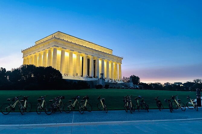 Washington DC Sites at Night Guided Bicycle Tour - Tour Highlights