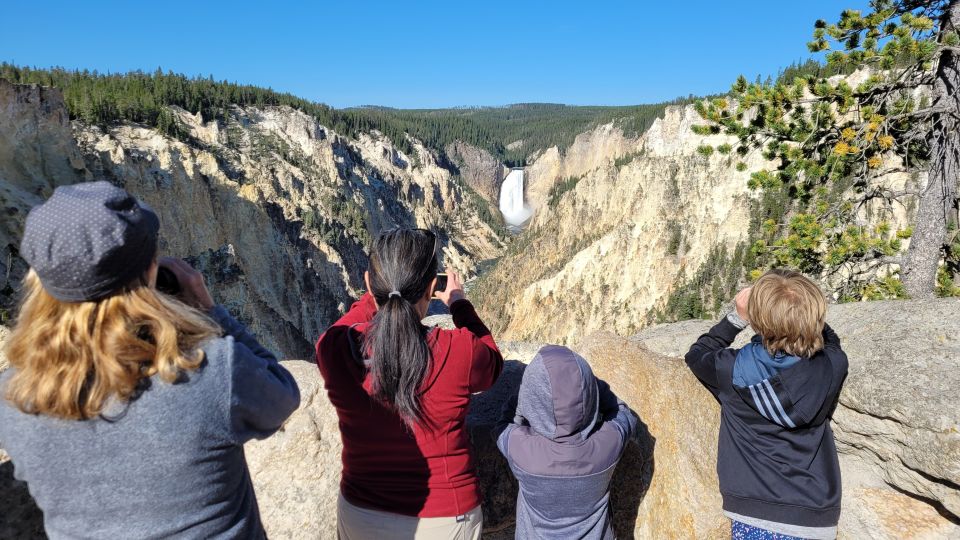 Yellowstone National Park Private Day Tour - Experience Highlights