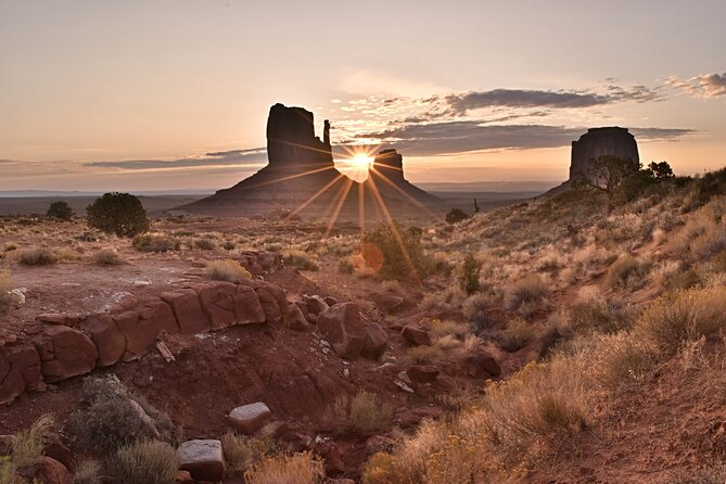 3.0 Hours of Monument Valleys Sunrise or Sunset 4×4 Tour - Key Points