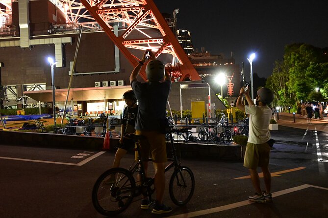 2-Hour Tokyo Night Small Group Guided Cycling Tour - Tour Highlights