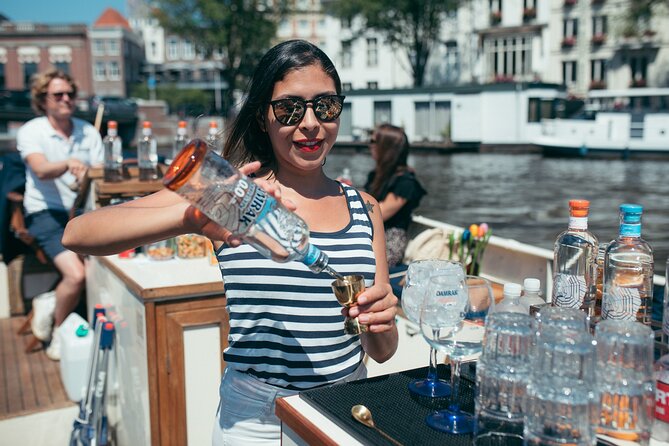 Amsterdam: Luxury Boat Cruise With Beers, Wines & Cocktails - Customer Experiences